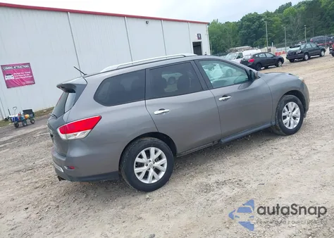 2016 Nissan Pathfinder S z USA, uszkodzony, nr VIN 5N1AR2MN1GC621490